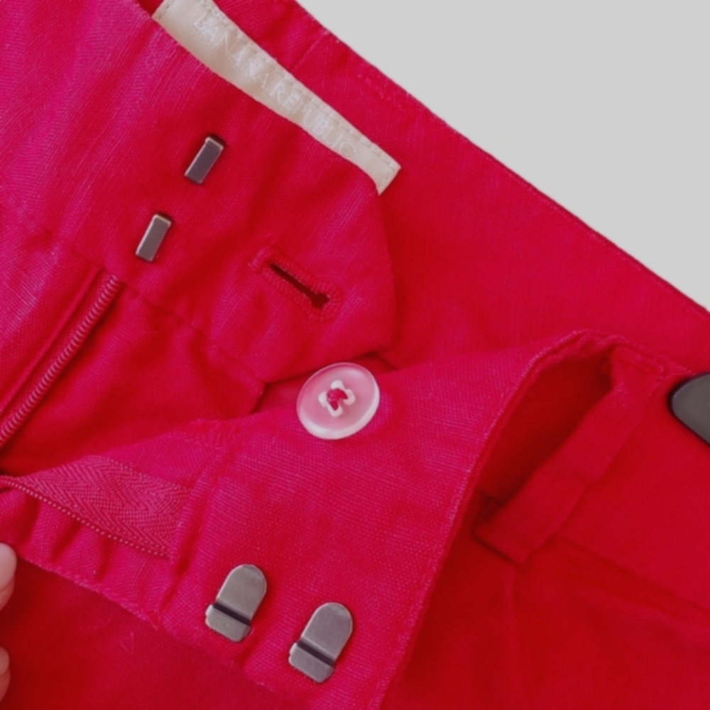 Banana Republic Red Cotton Linen Shorts in Size 6 - Picture 4 of 5